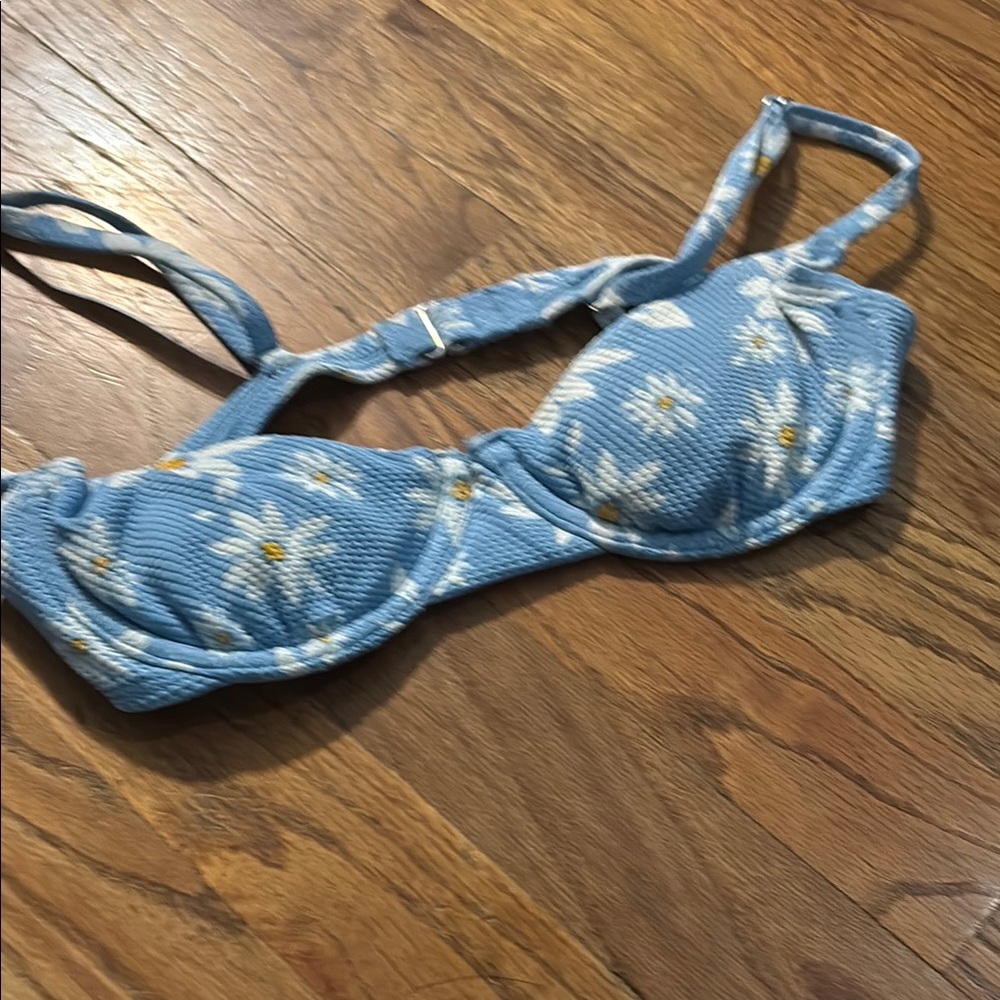 Xhilaration Blue Floral Bikini Top